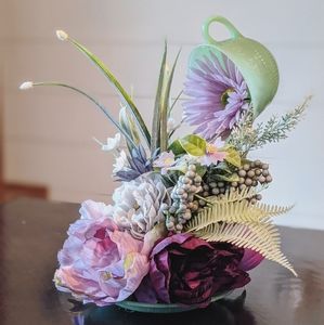 Milk green floating teacup